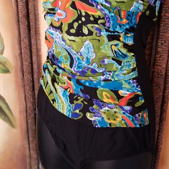 This item free..1 free in bundle of$10, 2 free $20 - Picture 3 of 7